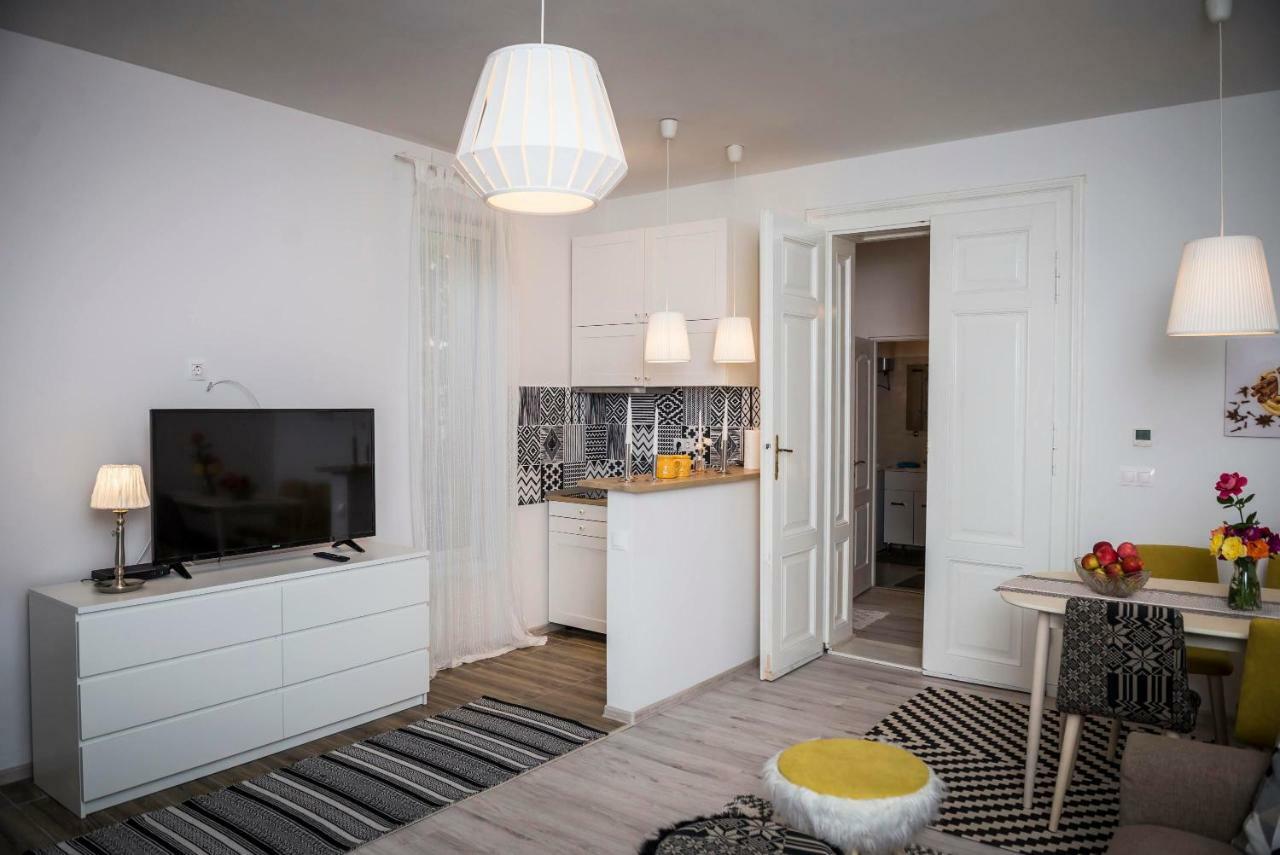 Reghin Guest House Eksteriør bilde